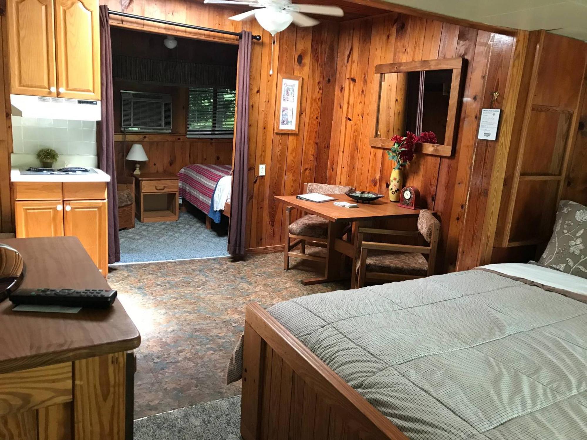 Mountain Lake Cottages Hendersonville Esterno foto
