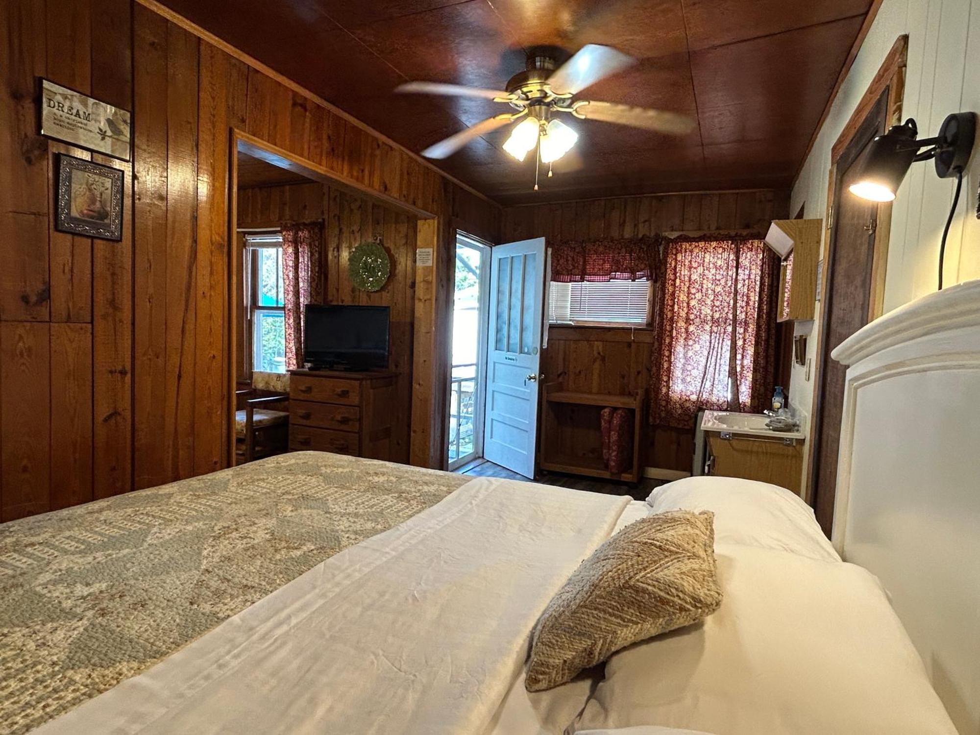 Mountain Lake Cottages Hendersonville Esterno foto