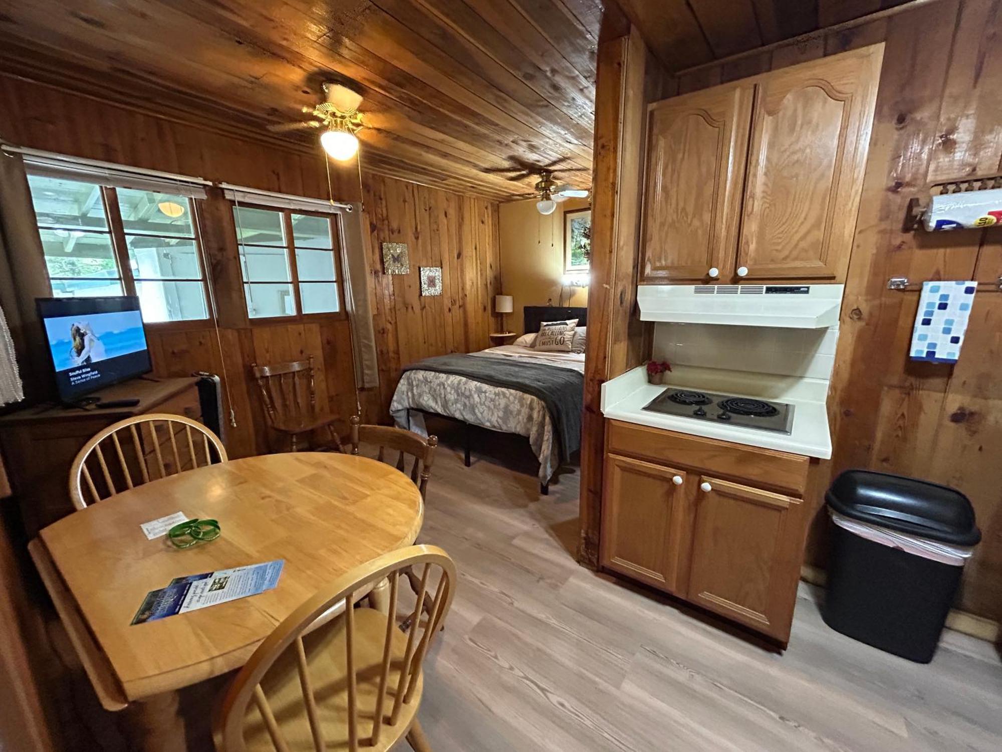 Mountain Lake Cottages Hendersonville Esterno foto