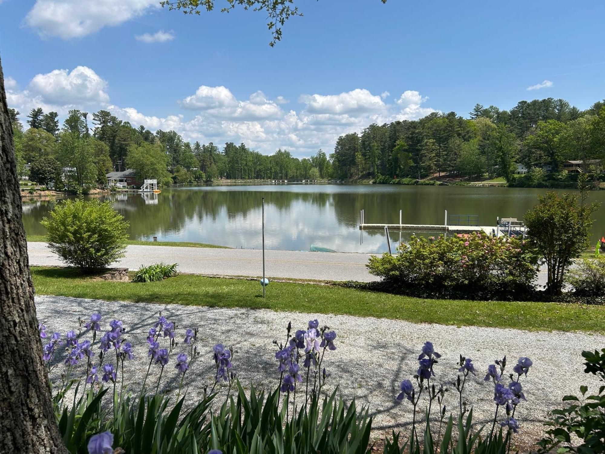 Mountain Lake Cottages Hendersonville Esterno foto